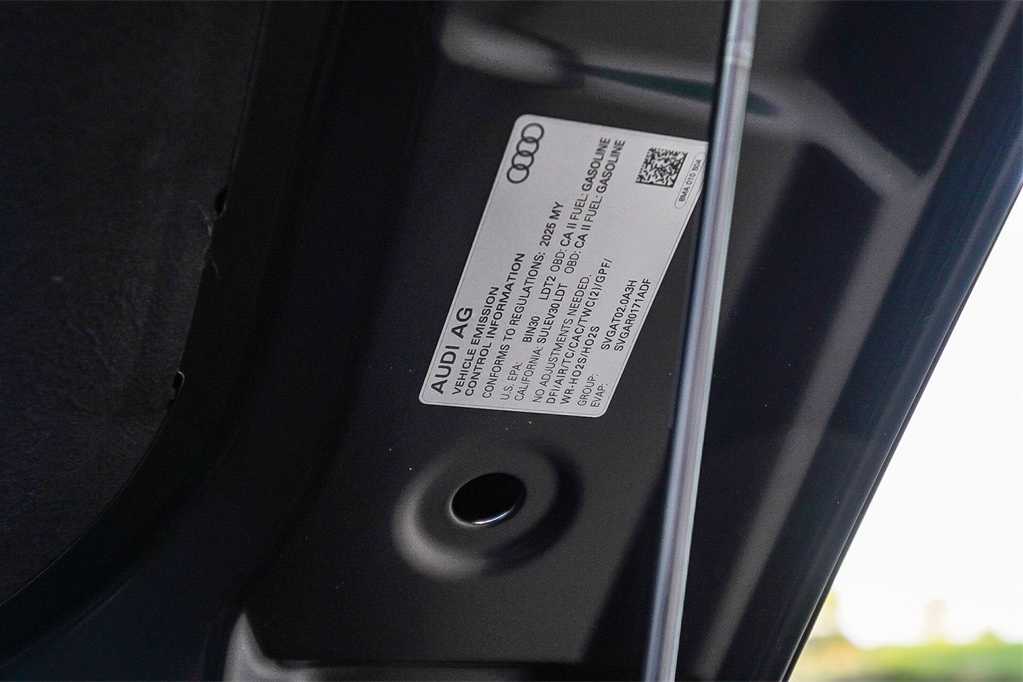 Thumbnail: 2025 Audi Q5 - 31