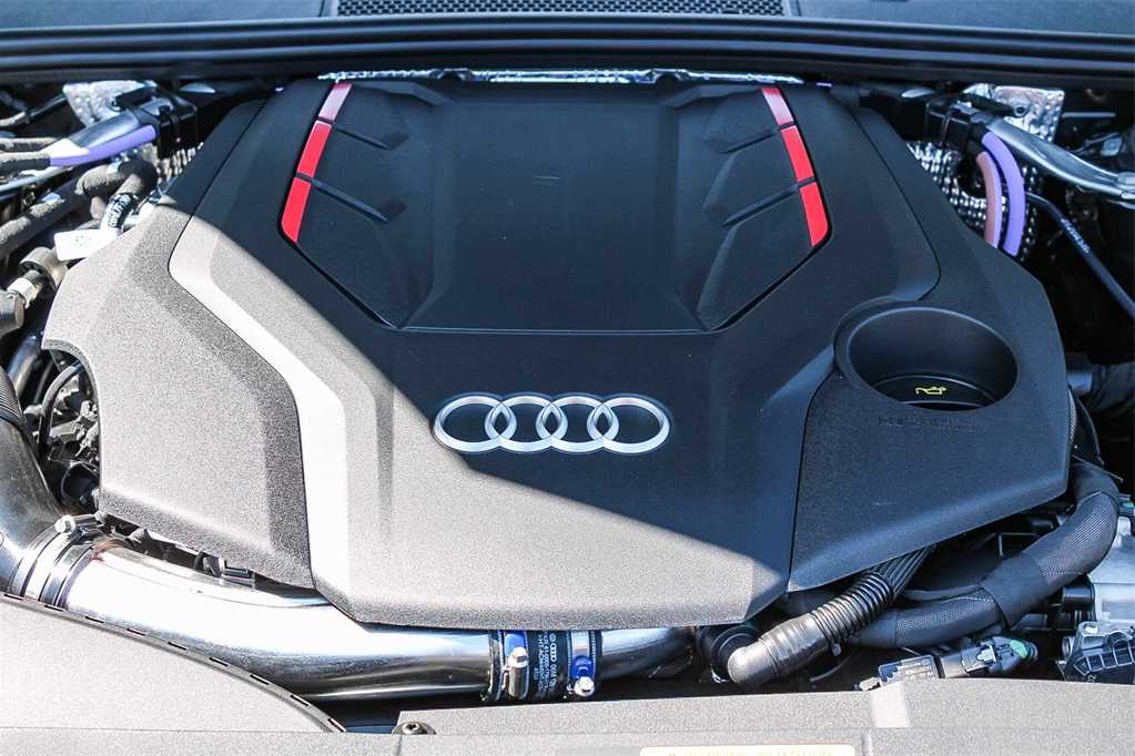 Thumbnail: 2025 Audi S6 - 29