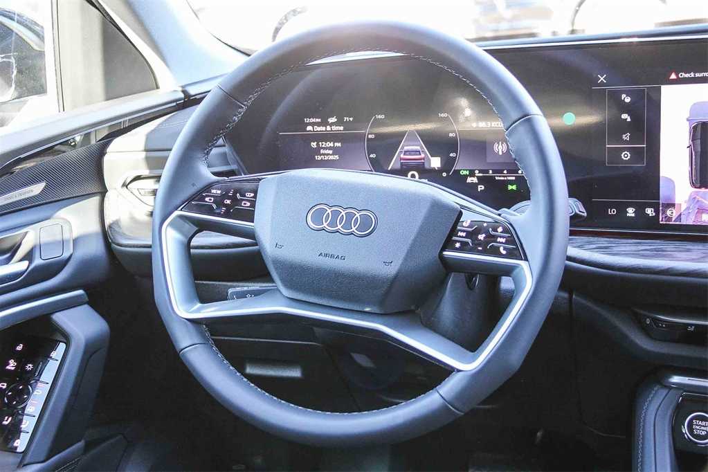 Thumbnail: 2025 Audi Q5 - 16