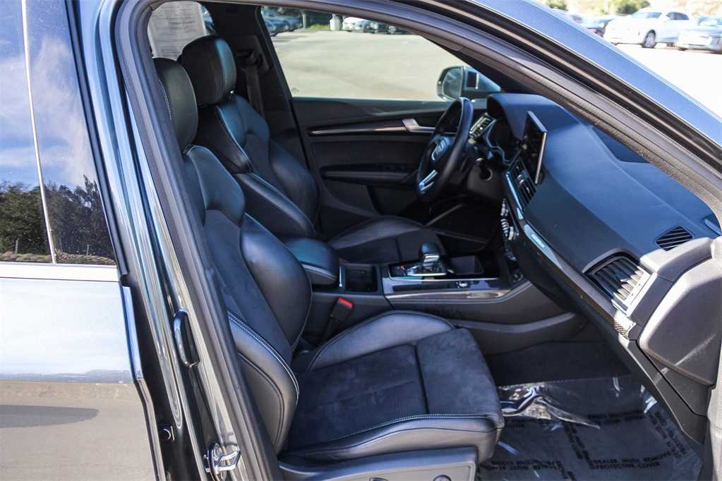 Thumbnail: 2022 Audi SQ5 - 18