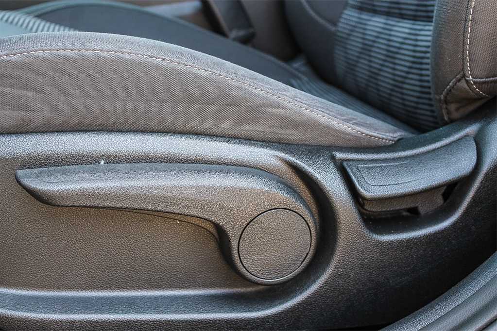 Thumbnail: 2022 Kia Niro - 23