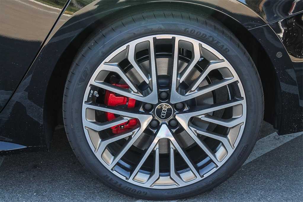 Thumbnail: 2025 Audi S5 - 11