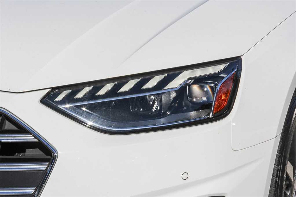 Thumbnail: 2022 Audi A4 - 7