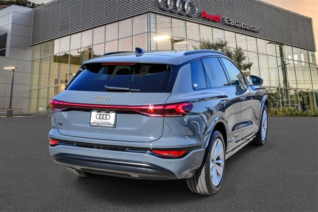 Used 2025 Audi Q6 e-tron Premium SUV