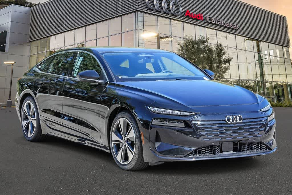 Thumbnail: 2025 Audi e-tron S - 5