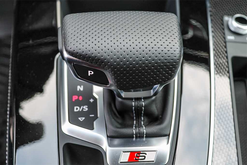 Thumbnail: 2024 Audi SQ5 - 22