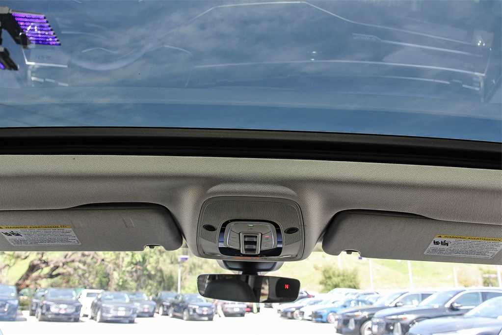 Thumbnail: 2023 Audi Q7 - 12