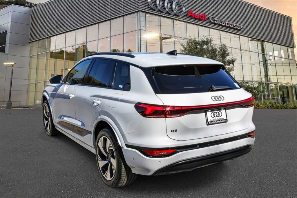 Used 2025 Audi Q6 e-tron Premium SUV