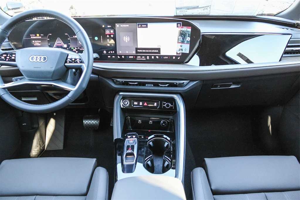 Thumbnail: 2025 Audi Q5 - 13