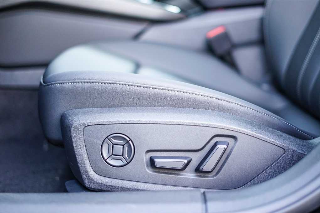 Thumbnail: 2025 Audi A5 - 23