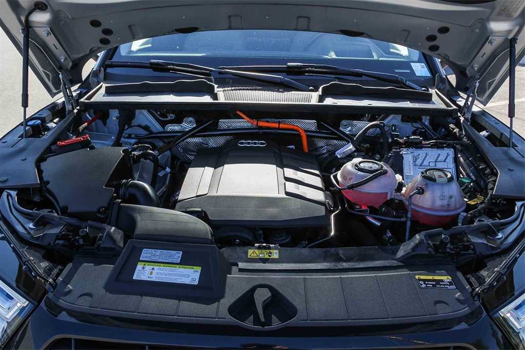 Thumbnail: 2020 Audi Q5 - 23