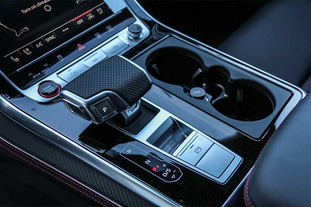 Thumbnail: 2026 Audi RS Q8 - 20