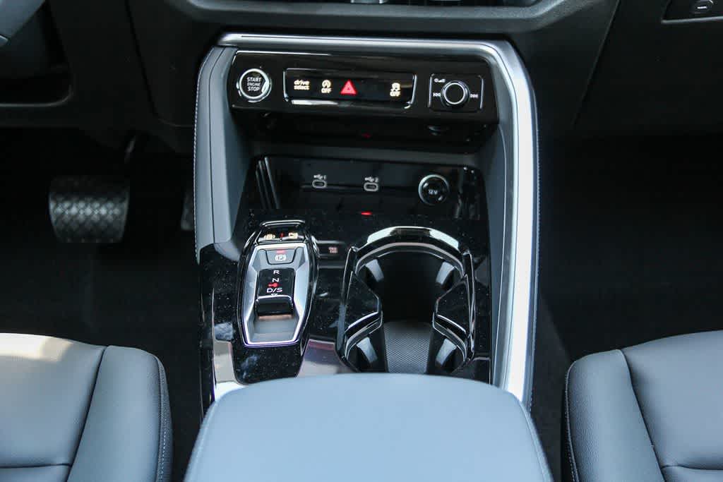 Thumbnail: 2026 Audi Q5 - 14