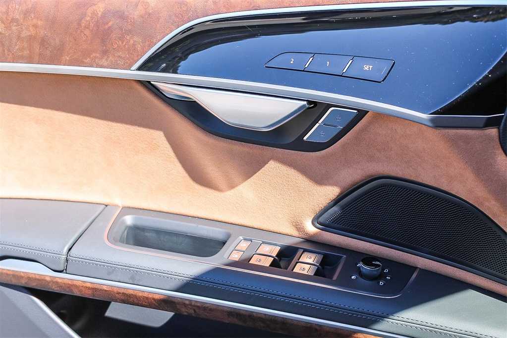 Thumbnail: 2025 Audi A8 - 23