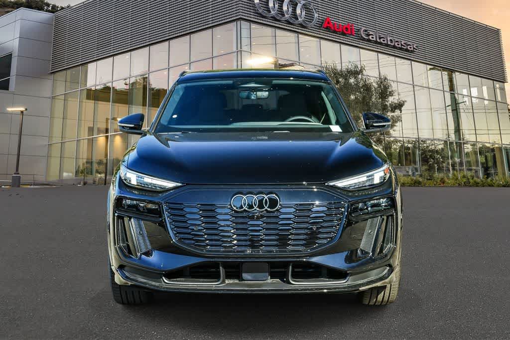 Thumbnail: 2027 Audi Q6 e-tron - 6