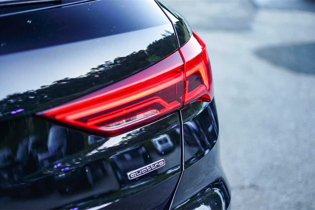 Thumbnail: 2025 Audi Q3 - 10