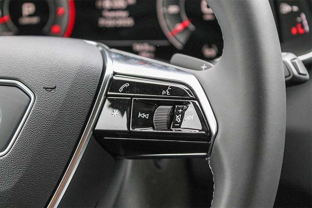 Thumbnail: 2025 Audi A6 - 17