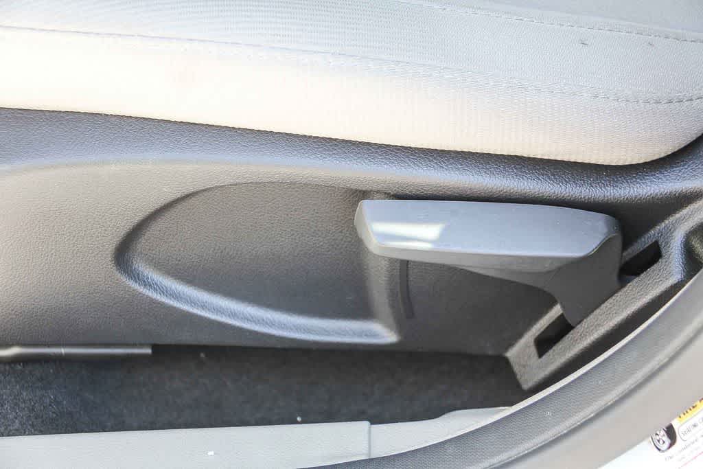 Thumbnail: 2017 Ford Focus - 19