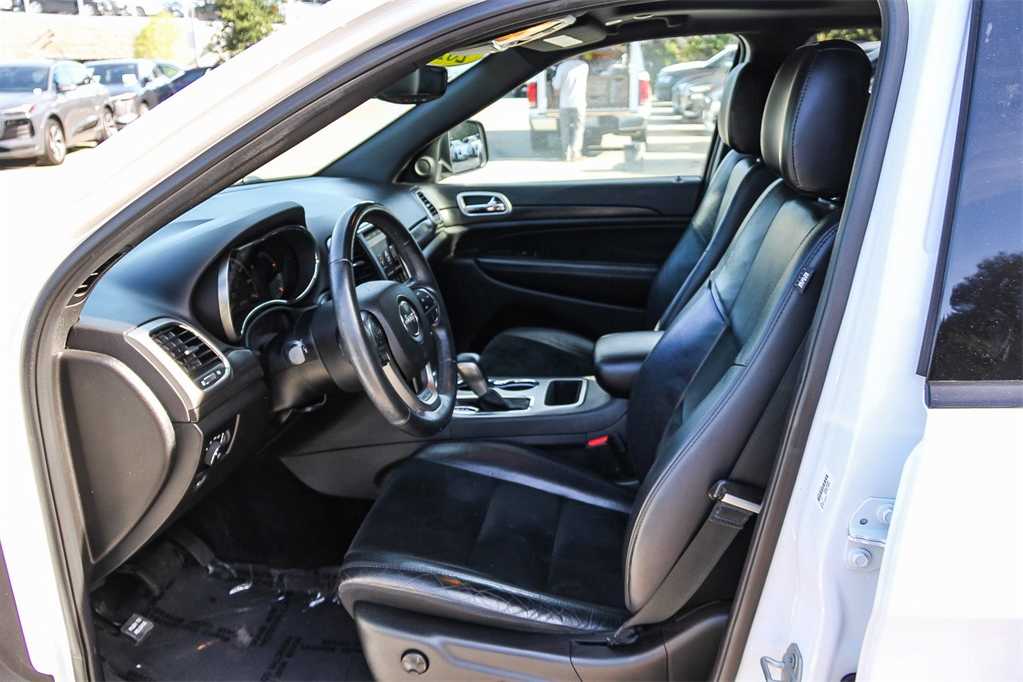 Thumbnail: 2018 Jeep Grand Cherokee - 19