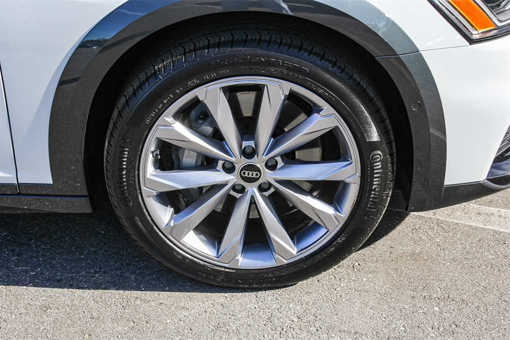 Thumbnail: 2025 Audi A6 - 9