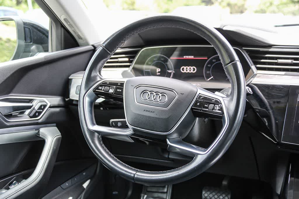 Thumbnail: 2024 Audi Q8 e-tron - 16