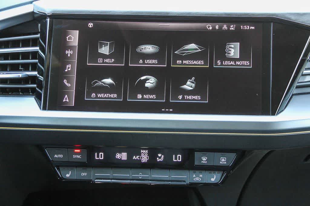 Thumbnail: 2023 Audi Q4 e-tron - 15