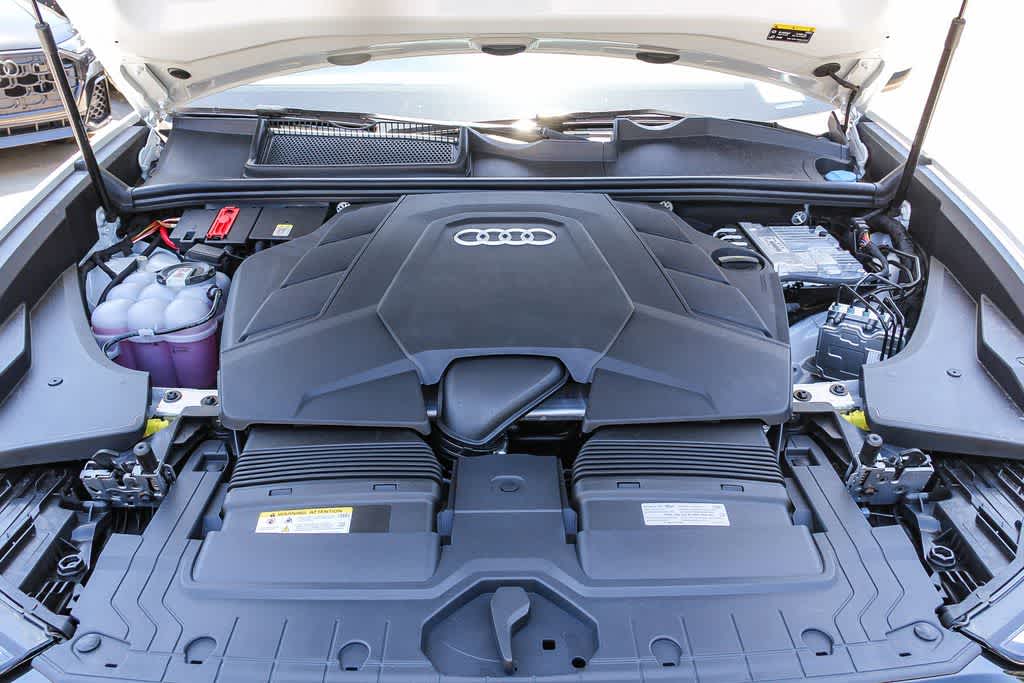 Thumbnail: 2026 Audi Q8 - 26