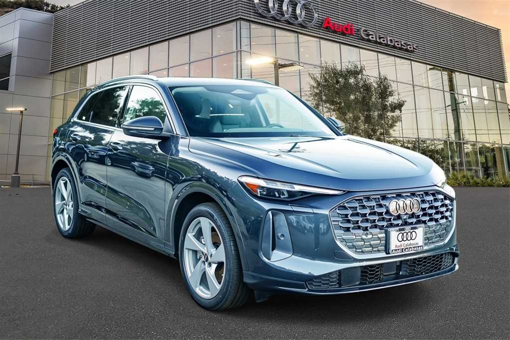 Thumbnail: 2025 Audi Q5 - 5