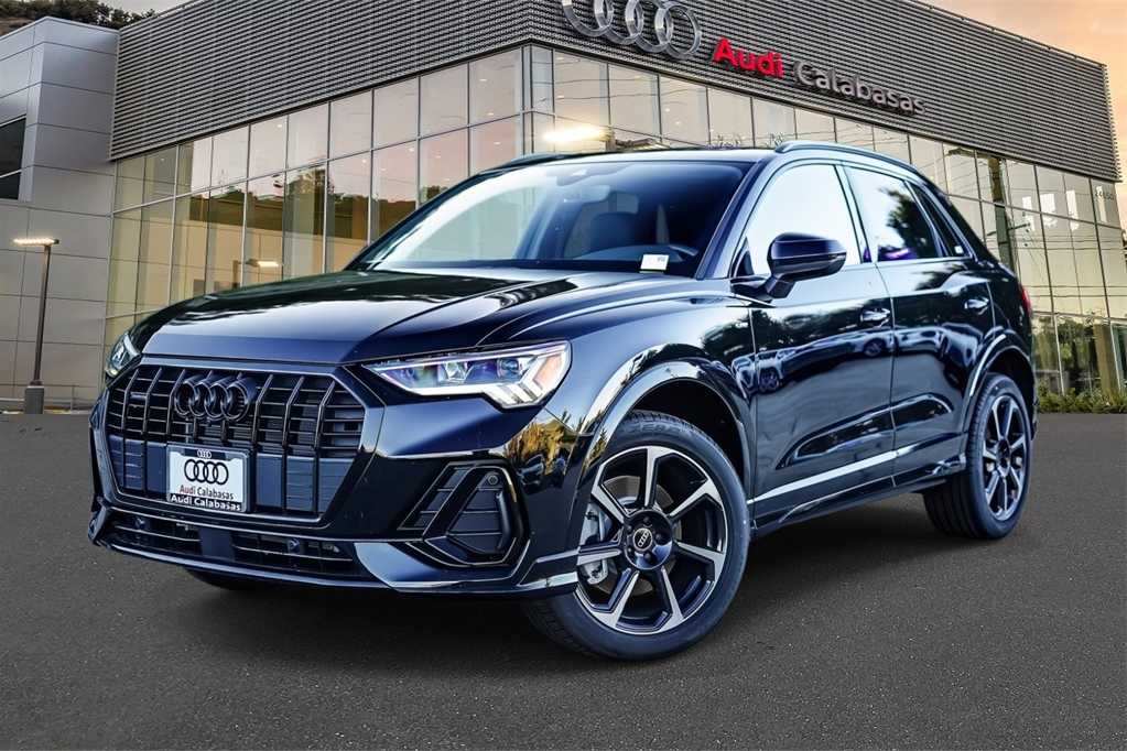 Thumbnail: 2025 Audi Q3 - 1