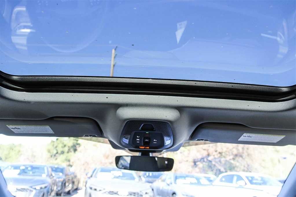 Thumbnail: 2025 Audi Q5 - 12