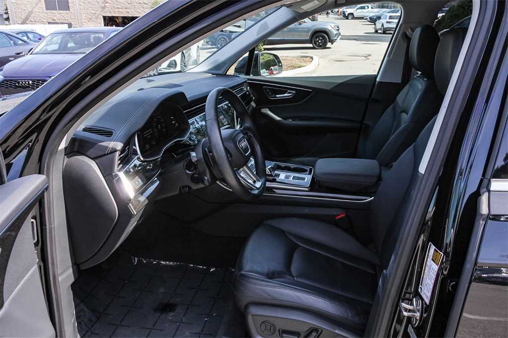 Thumbnail: 2023 Audi Q7 - 19