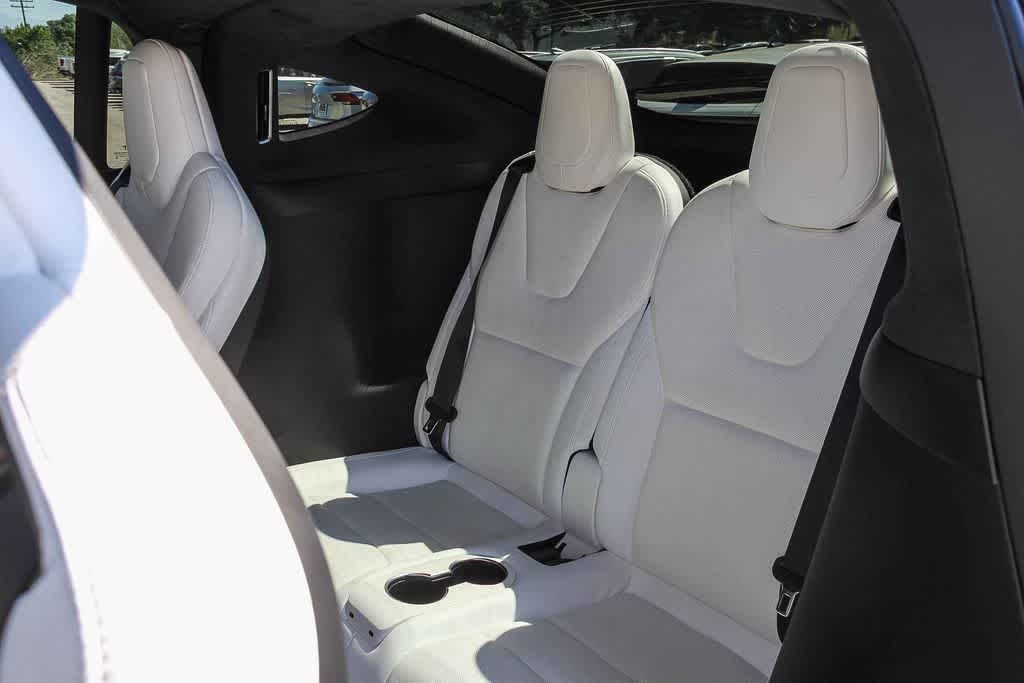 Thumbnail: 2022 Tesla Model X - 18