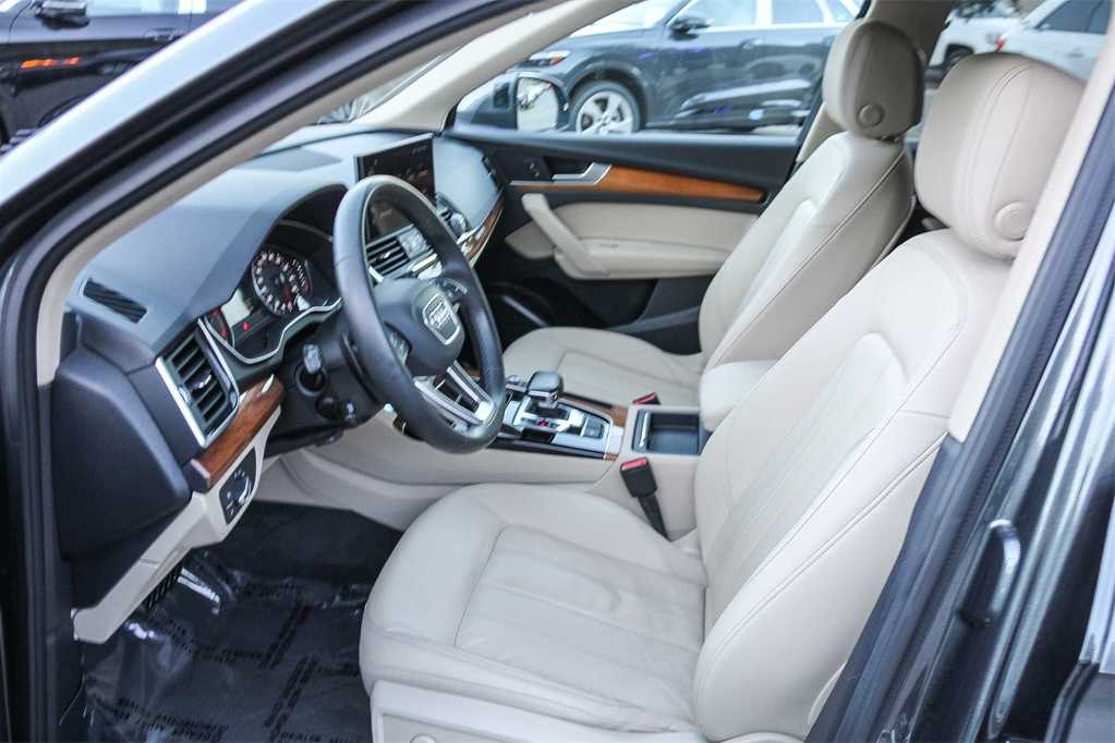 Thumbnail: 2022 Audi Q5 - 19