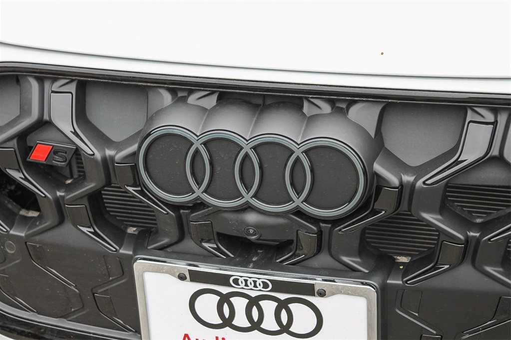 Thumbnail: 2025 Audi SQ5 - 9