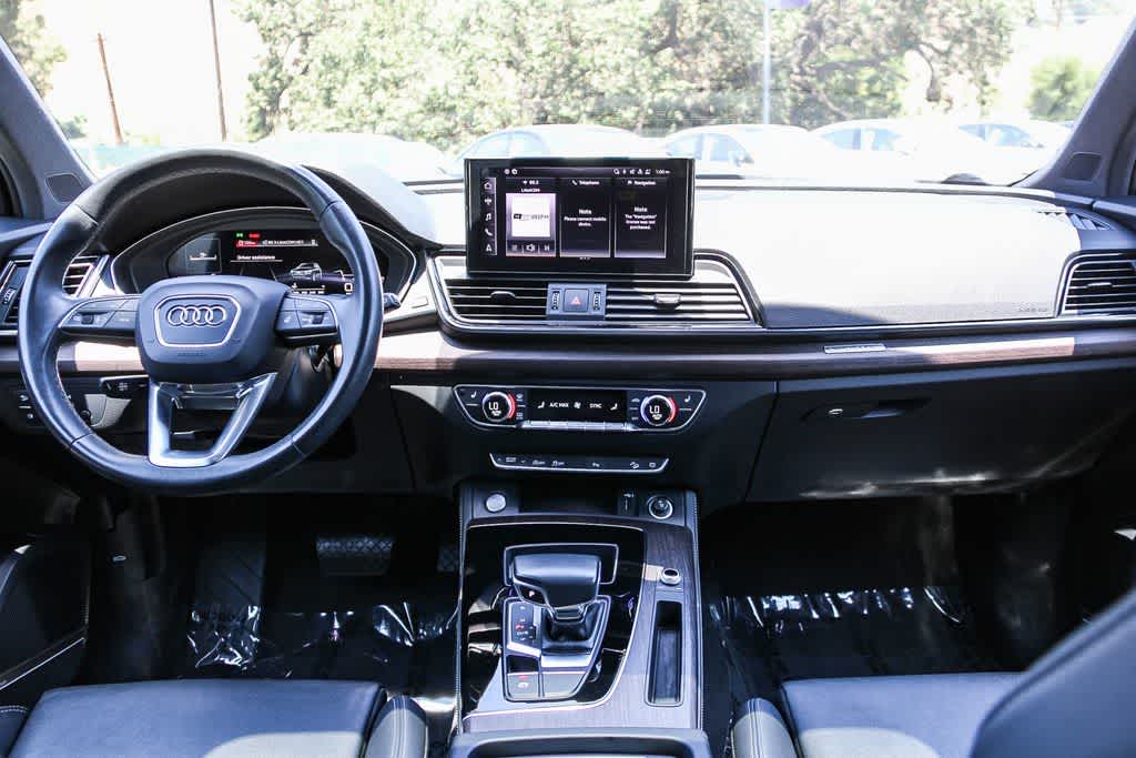 Thumbnail: 2021 Audi Q5 - 13