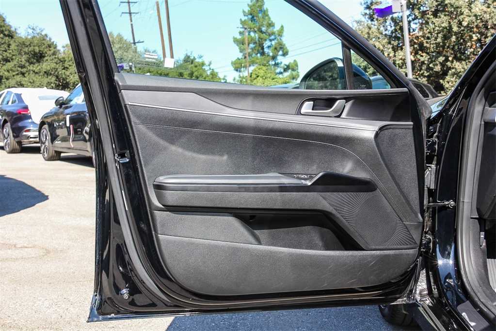 Thumbnail: 2024 Kia K5 - 21