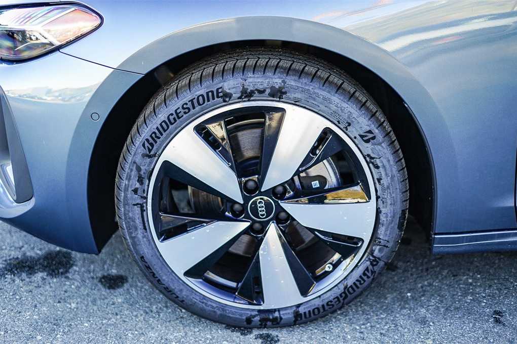 Thumbnail: 2025 Audi A5 - 9