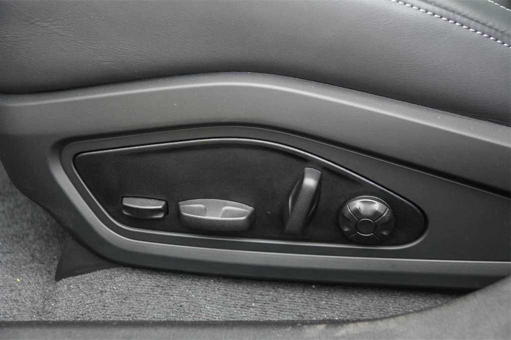 Thumbnail: 2026 Audi e-tron GT - 21