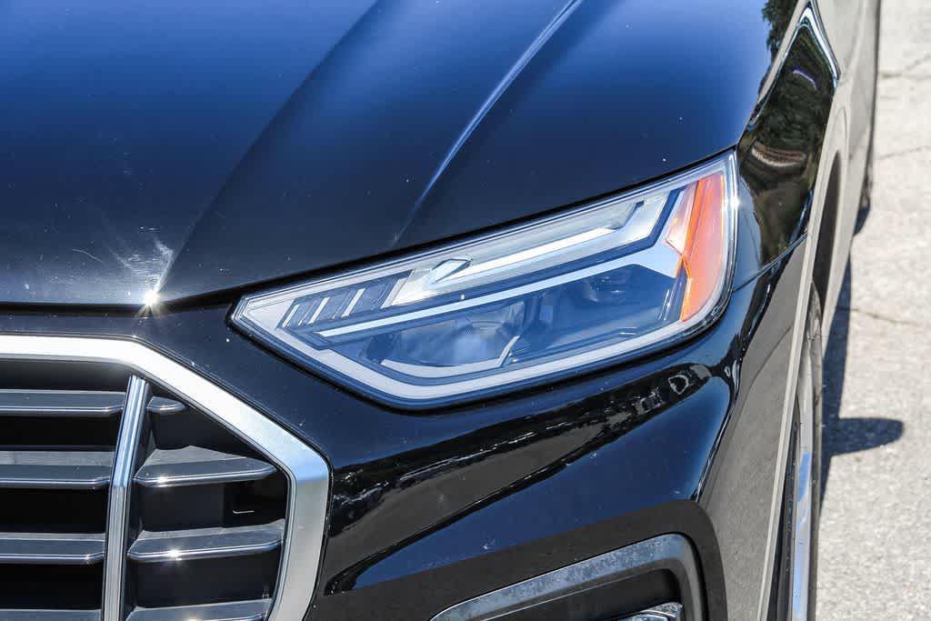 Thumbnail: 2023 Audi Q5 - 7