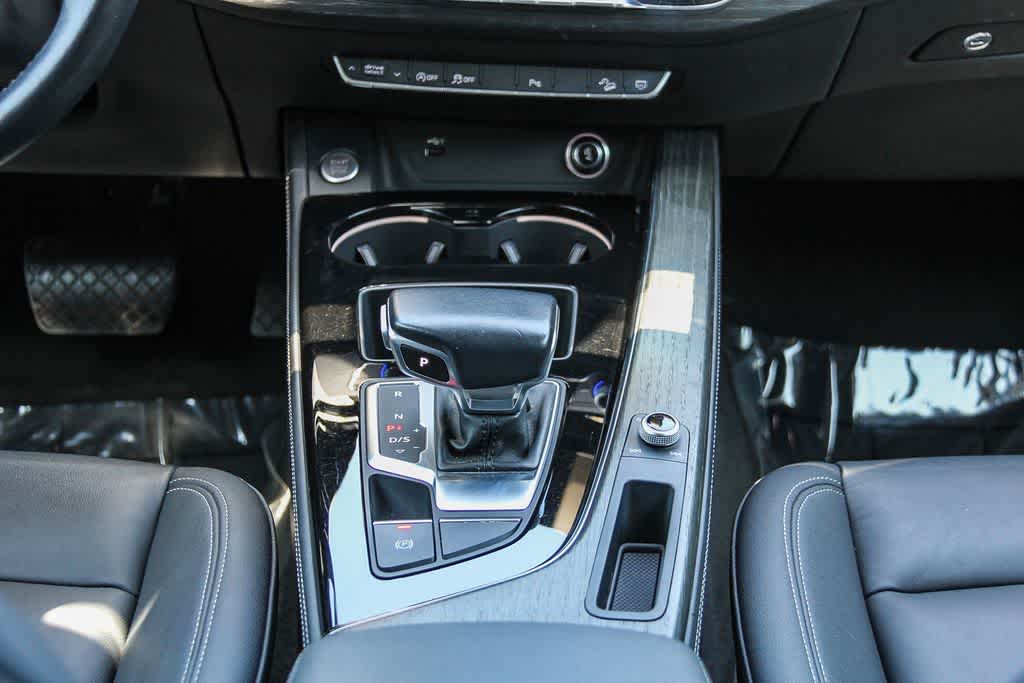 Thumbnail: 2020 Audi A4 - 14