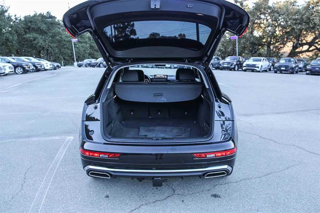 Thumbnail: 2022 Audi Q5 - 26