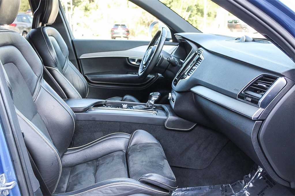 Thumbnail: 2017 Volvo XC90 - 19