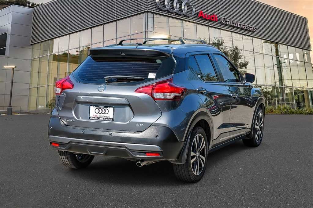 Thumbnail: 2020 Nissan Kicks - 4