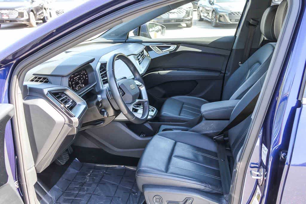 Thumbnail: 2023 Audi Q4 e-tron - 19