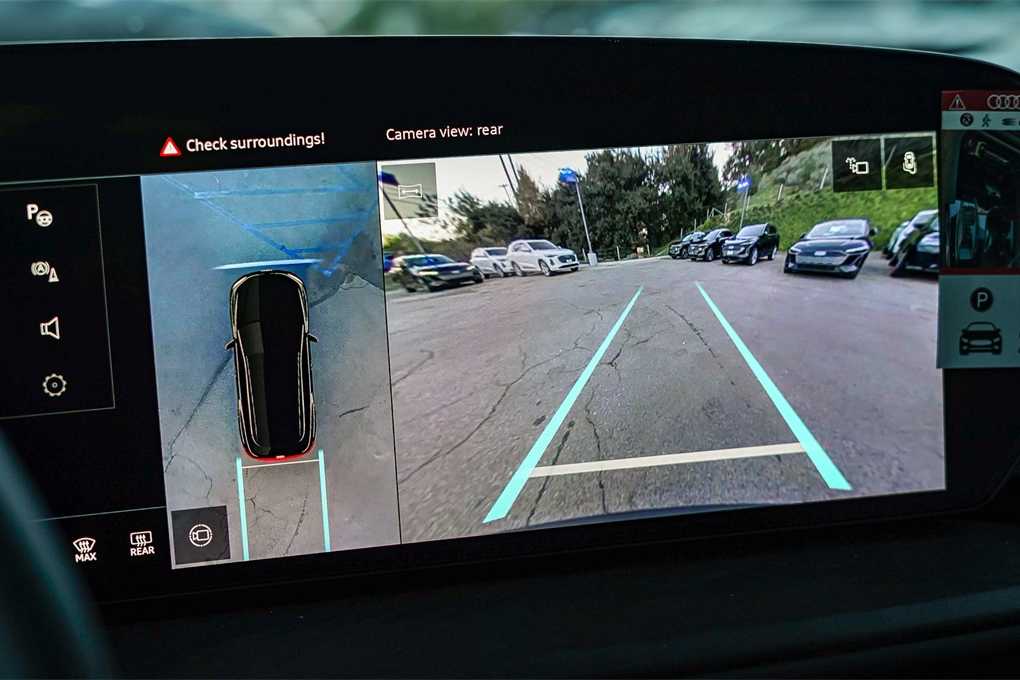 Thumbnail: 2025 Audi Q5 - 24