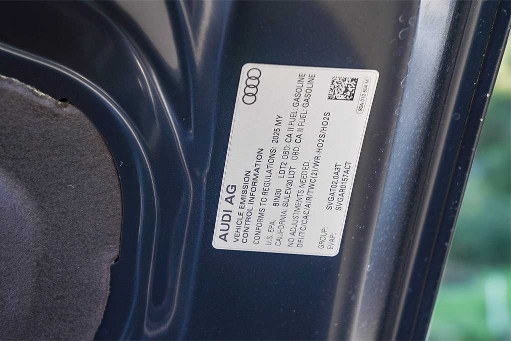 Thumbnail: 2025 Audi Q3 - 31