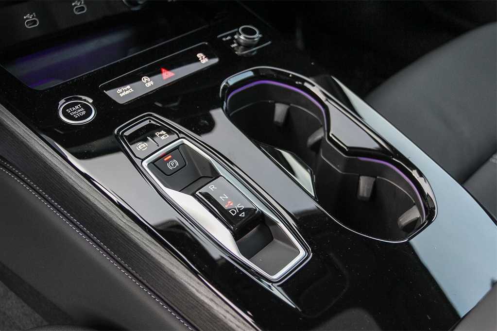 Thumbnail: 2025 Audi A5 - 17