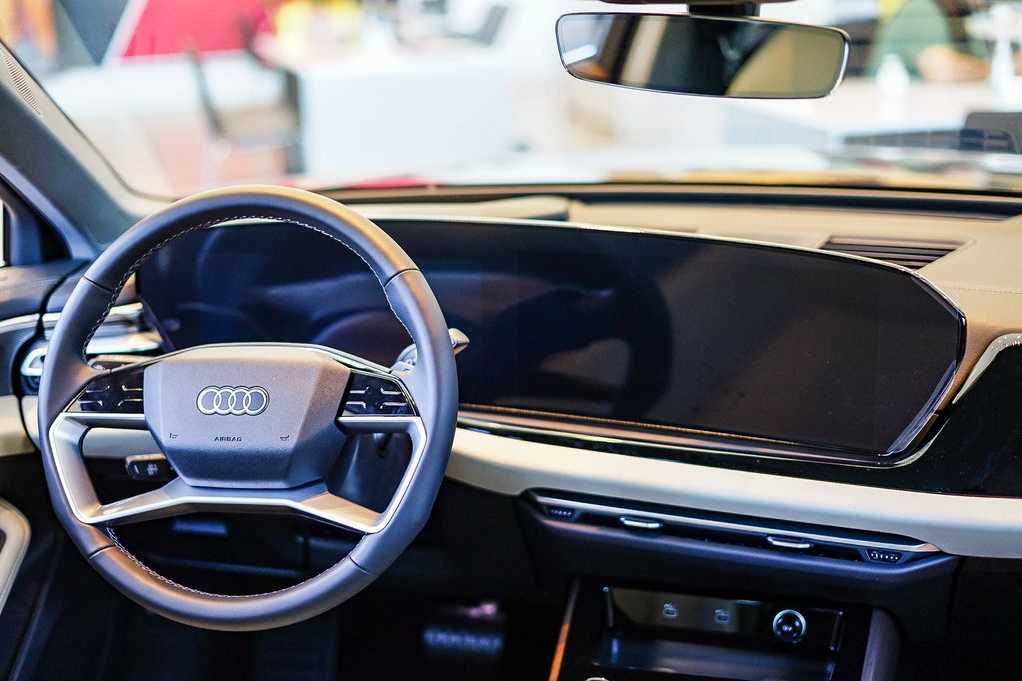 Thumbnail: 2025 Audi A5 - 8