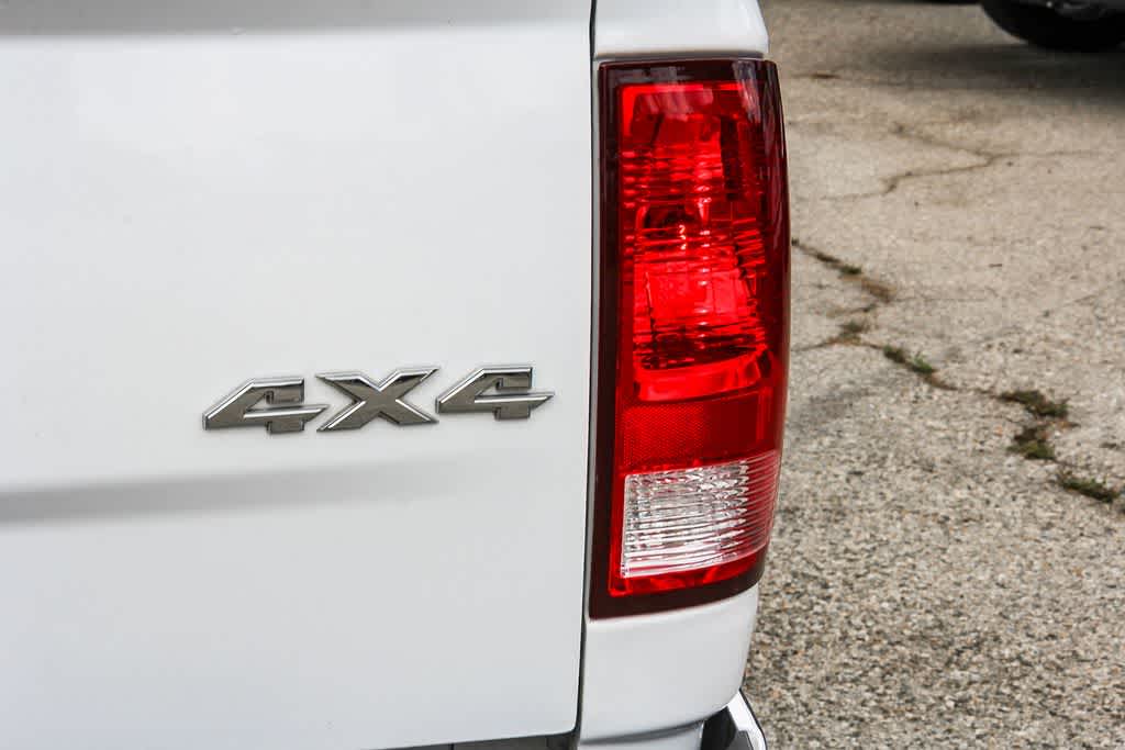 Thumbnail: 2022 RAM 1500 Classic - 11