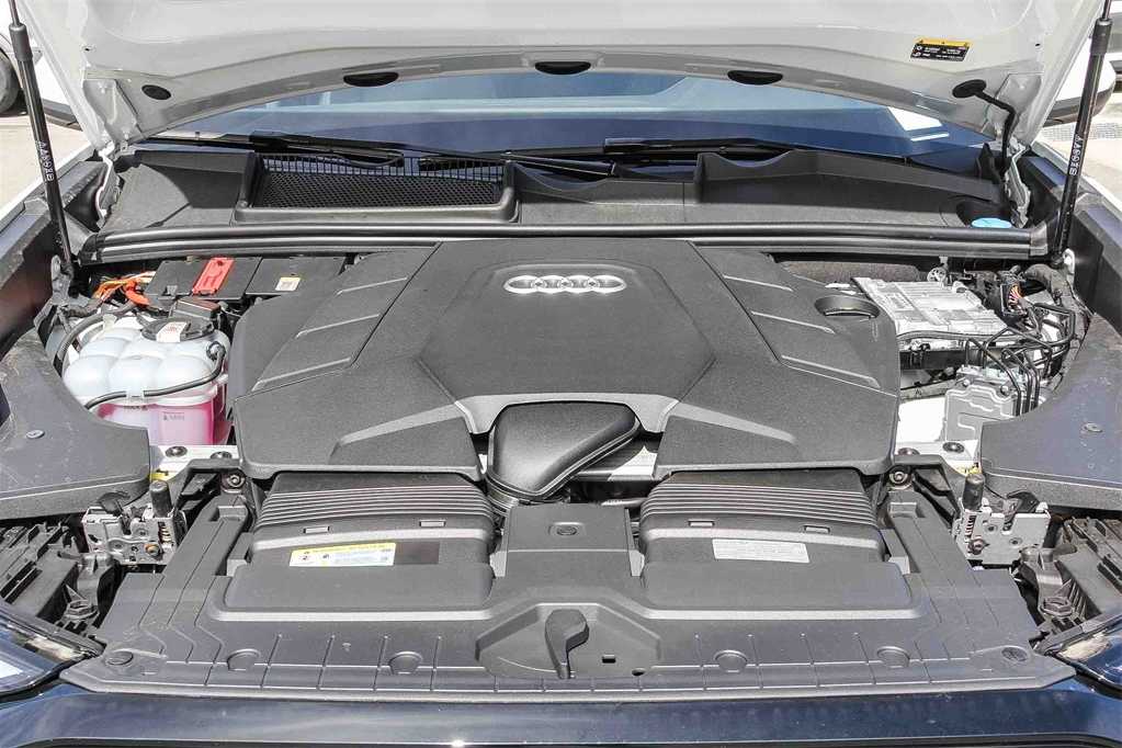 Thumbnail: 2026 Audi Q8 - 26